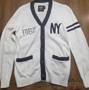 NY Yankees Cardigan Sweater